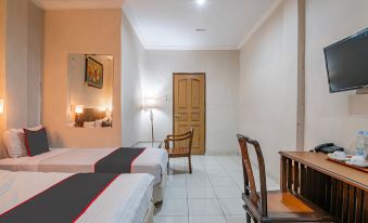 Hotel O Krakatau Near Universitas Muhammadiya Sumatra Utara ( UMSU )