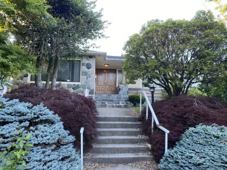 Sunshine Bay · Westside Homestay