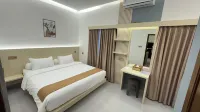 D’Mangkuyudan Luxury Guest House