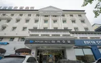 Changnyeong Bugok Hansung Hotel - Hot Springs
