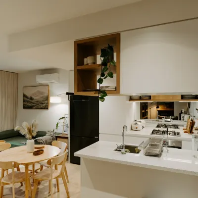 Designer South Melbourne Stay with City Views Hotels near Marina YE
