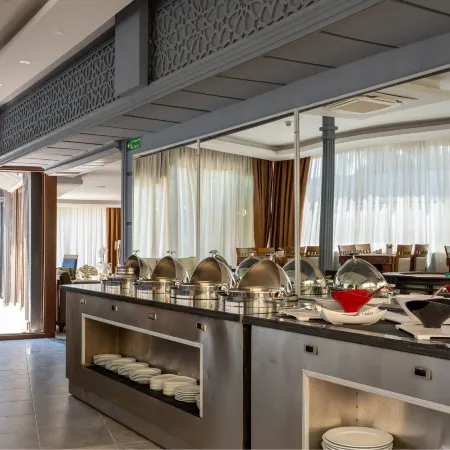Velaris Boutique Hotel