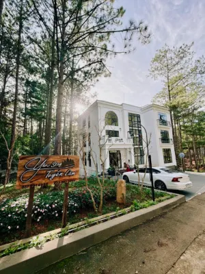 Yen Stay Tuyen Lam Hotels in Tuyen Lam See
