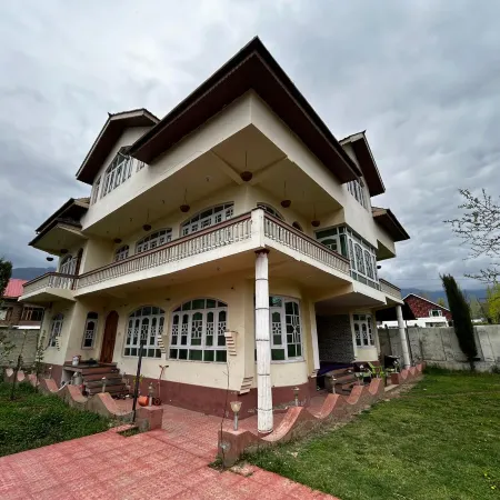 Coachman Homestay
