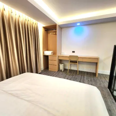 Kenton House Hotels near Phonsavanh Temple