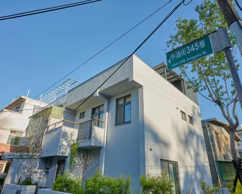 ทราเวล 345 โรงแรมใกล้คาสเตลลาแลนด์