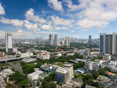 Luxury 3BR Kemang Village w/ Netflix, WiFi, Pool Hotels in South Jakarta
