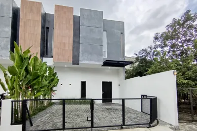 INNCA The Amerta Private Villa, Solo Hotel dekat Kidzilla the Park Mall solo