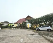 Khunnampheung Apartment Hotels near Wat Nong Phai