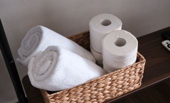 WE stayin Saigon | Ben Thanh Market | City View Studio