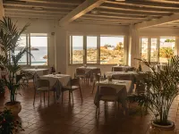 HOTEL BAIA TURCHESE 鄰近兔子海灘（Rabbit Beach）的酒店