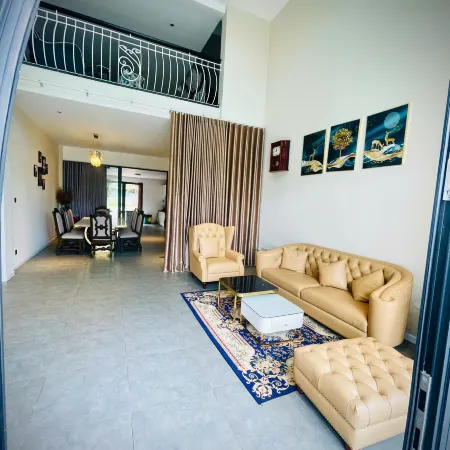 Camly Chic Villa