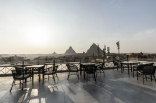 Pyramids Pavilion Boutique Hotel Hotels in Nazlet El-Semman
