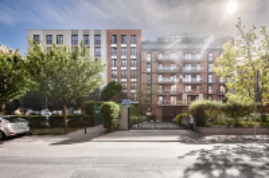 Lumina 3-room apart with large terrace