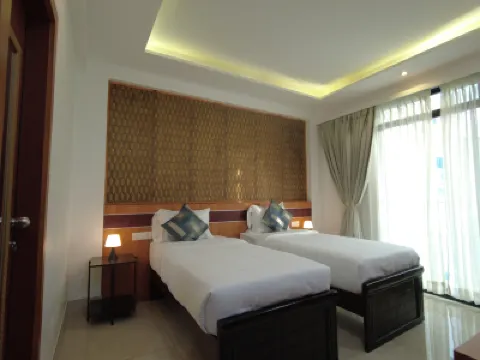 The R One Hotels near Ocean Junkies Dive Centre