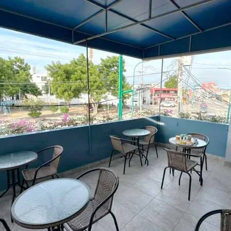 Park View Hostel & Suites