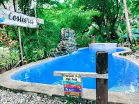 Family Villa in Baler w/ Pool & Spa Tub – 25 Pax - Swimmingpools