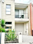 Peaceful 3BR Retreat - Free Parking -  Close to City - New