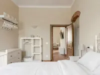 Paradise Apartment · Comfort & Private Parking - Boutique