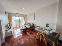 1B1B Apartment at Natural Place Hotel di Khlong Suan Phlu