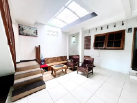 Guest House Kraton Mas Hotels in Pacitan Regency