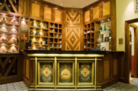 Hotel O Atma Bhakti Near Solo Square Mall