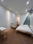 MEOW HOTEL & CAFE