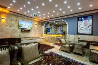 hotels crazy horse