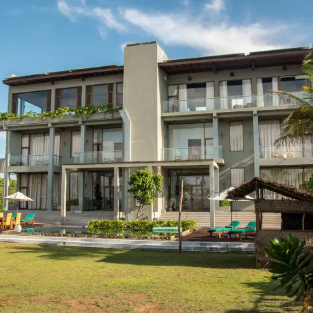 Six Elements Beach Villa