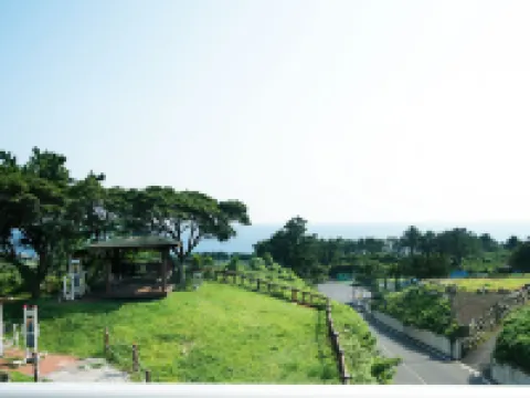 Bowoohill Hotel 鄰近朝安泰迪熊博物館的酒店