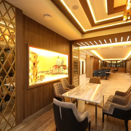 Venice Hotel Complex
