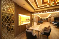 Venice Hotel Complex