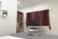 Me Hug Guesthouse and Hostel