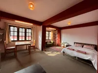 Avalokiteśvara Āvāsa - Apartments