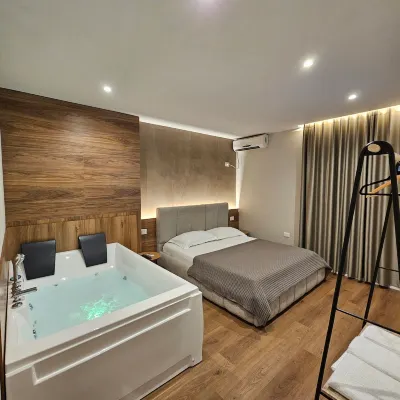 Jacuzzi Living Tirana Center 2 - Apartments