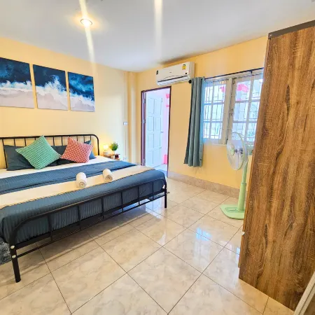 Ubuntu Live Boutique Hostel & Rooms