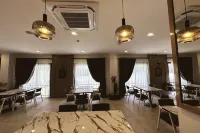 Dorana Art Hotel