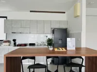NEW Designer Condo - Panoramic Forest View - Steps To IOI City Mall - Your Best Urban Retreat - 3-Star