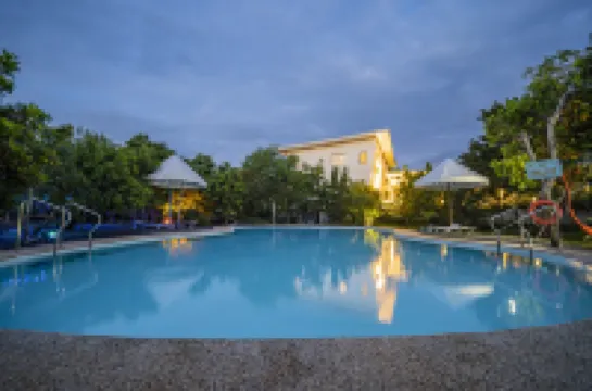 Ana-as Apartelle (GGL)