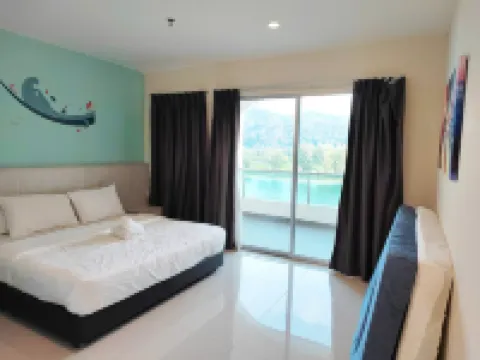 Marina Island 4Pax Balcony SeaView Wi-Fi Microwave Hotel di Seri Manjung