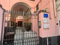 Ambasciata Sorrento Relais Hotels near Peter's Beach