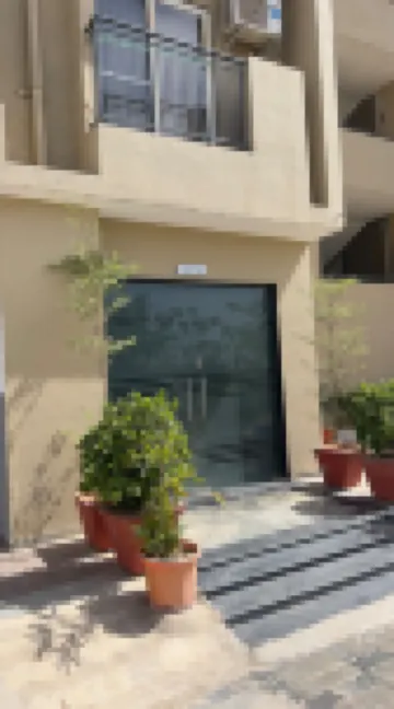 Modern Studio Near Bombay Hospital |Juliet Balcony Hotel a 