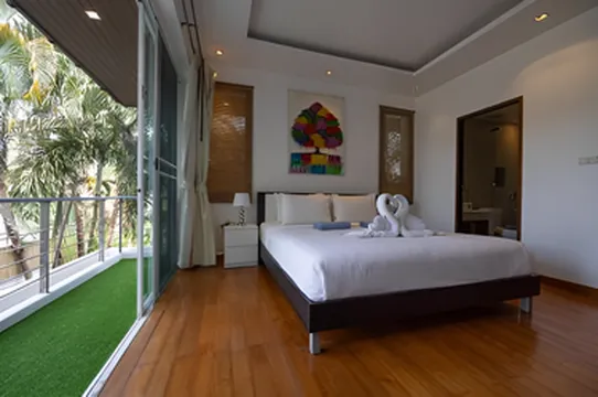 รูปภาพของRoyal Nest