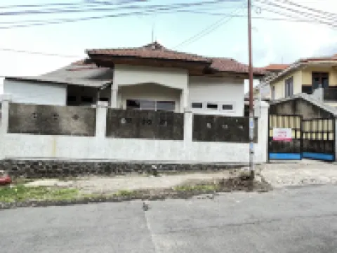 Hotel O Villa Cemara Syariah