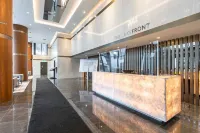 2bedrooms condo with a view of the most beautiful night scene in downtown Toronto