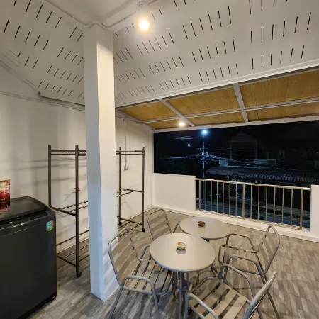 198 House (Near Hat Yai Village) Отели рядом с достопримечательностью «Технический Колледж Хат Яй»