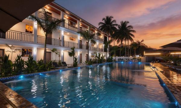 Namkhan Scenic Hotel (Free pick-up by pre-booking | Shuttle to Night Market & Royal Palace)