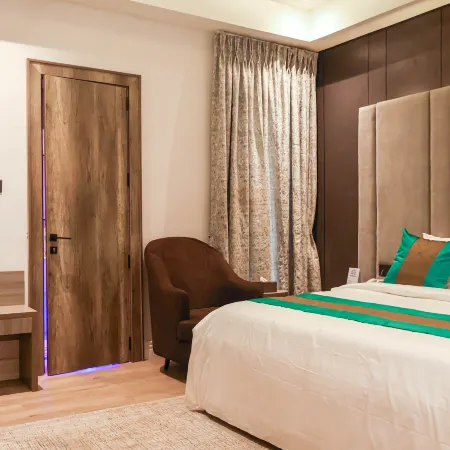 Ambiiflora Hotel & Residency