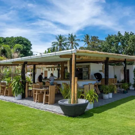 Lokal Hotels Dauin