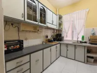 M.Court Homestay Near Lam Wah Ee Hospital - Хоумстей